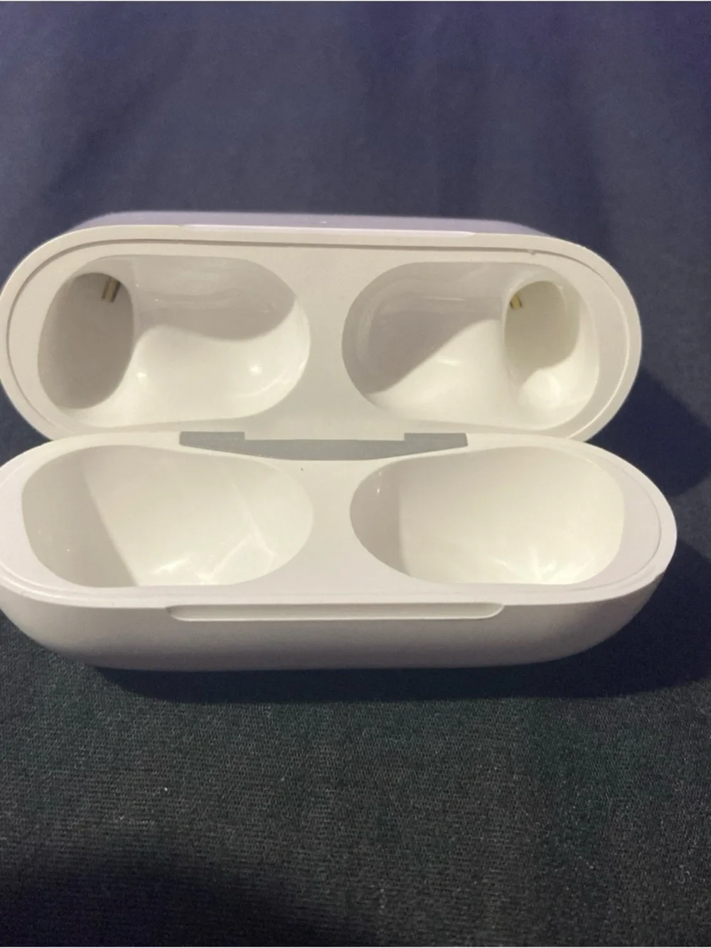 Apple White True Wireless Earbuds with Silicone Tips